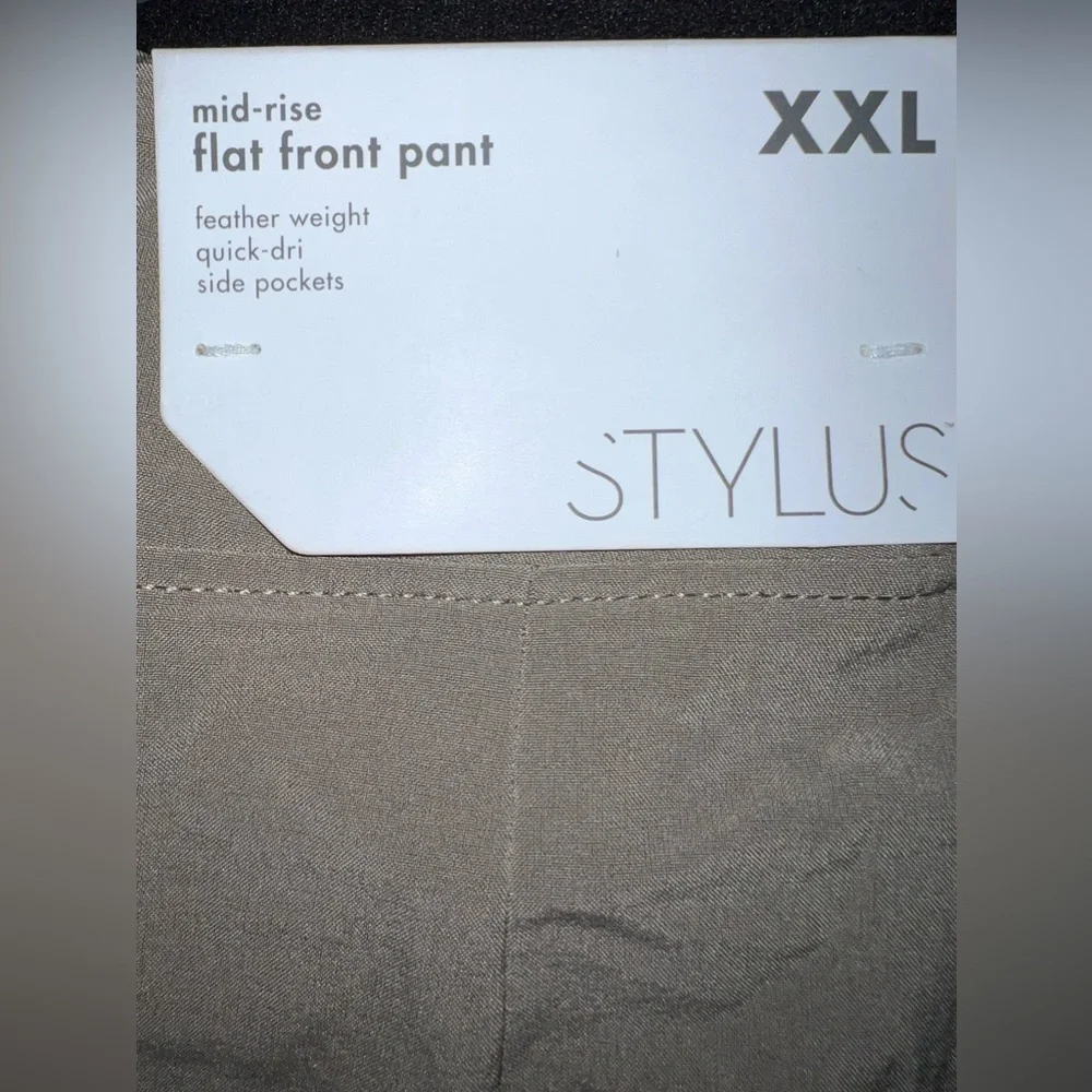 NWT STYLUS Cropped Pants Smokey Gray High Rise Pull On Stretch Pockets